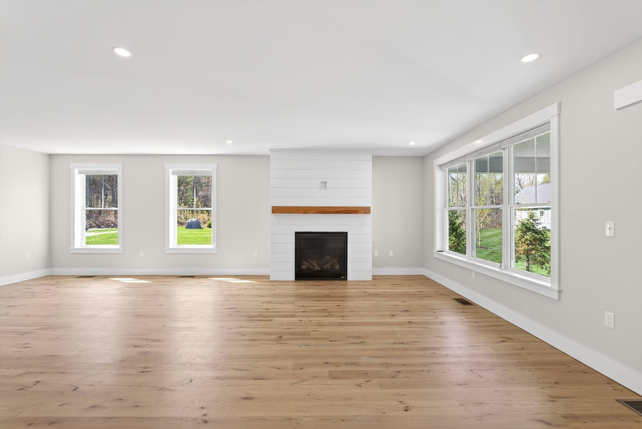 5 Honeysuckle Lane Falmouth ME 04105