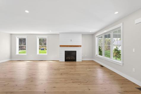 5 Honeysuckle Lane Falmouth ME 04105