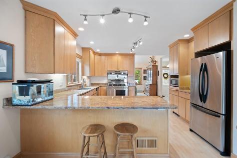 15 Harbor Drive Brewer ME 04412