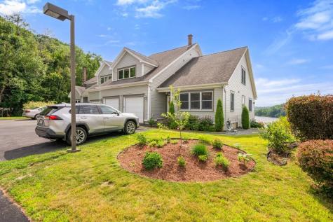 15 Harbor Drive Brewer ME 04412