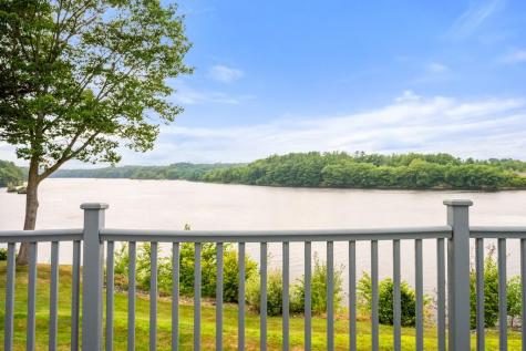 15 Harbor Drive Brewer ME 04412