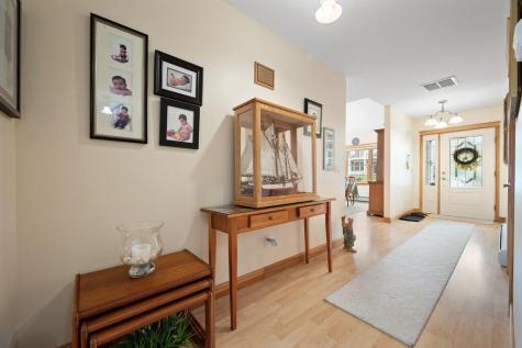 15 Harbor Drive Brewer ME 04412