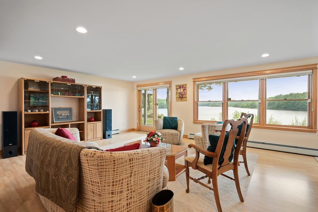 15 Harbor Drive Brewer ME 04412