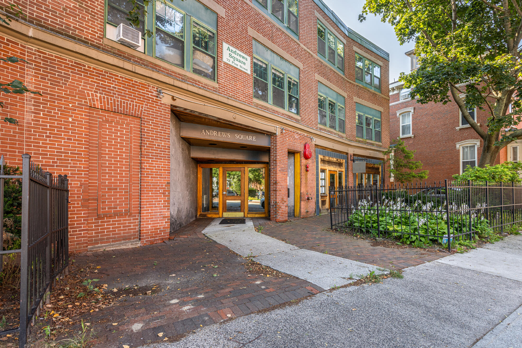 72 Pine Street Portland ME 04102