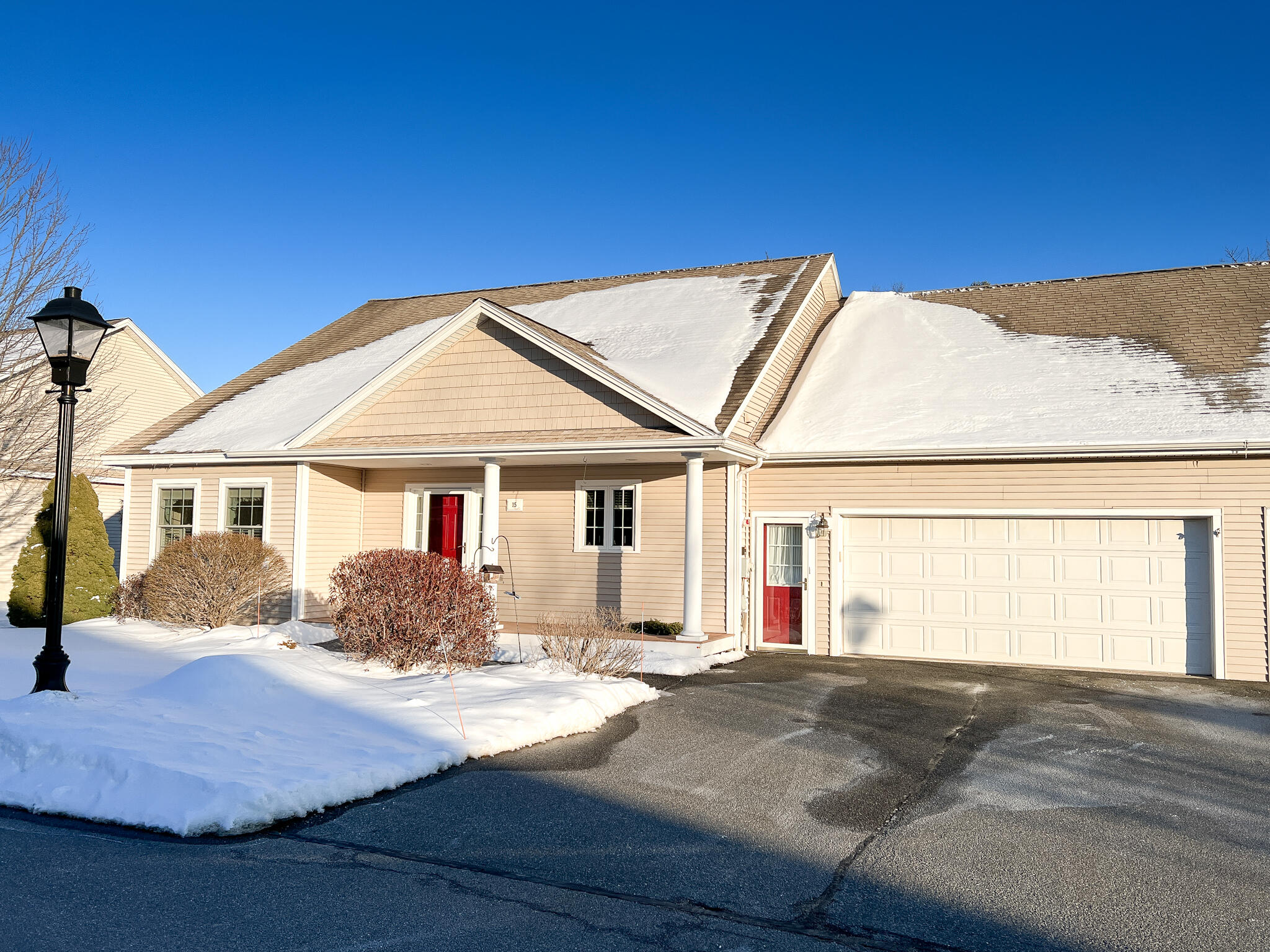 15 Sand Point Lane Cumberland ME 04110