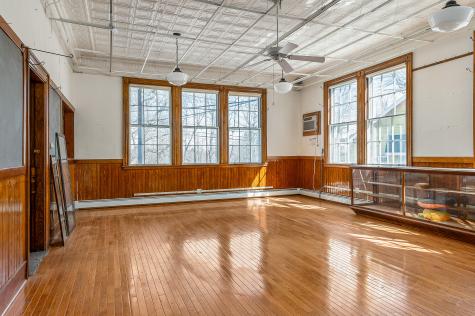 27 Ossipee Trail E Standish ME 04084