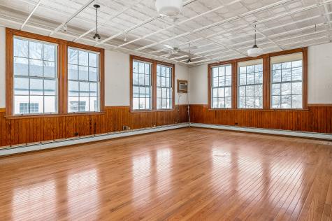 27 Ossipee Trail E Standish ME 04084