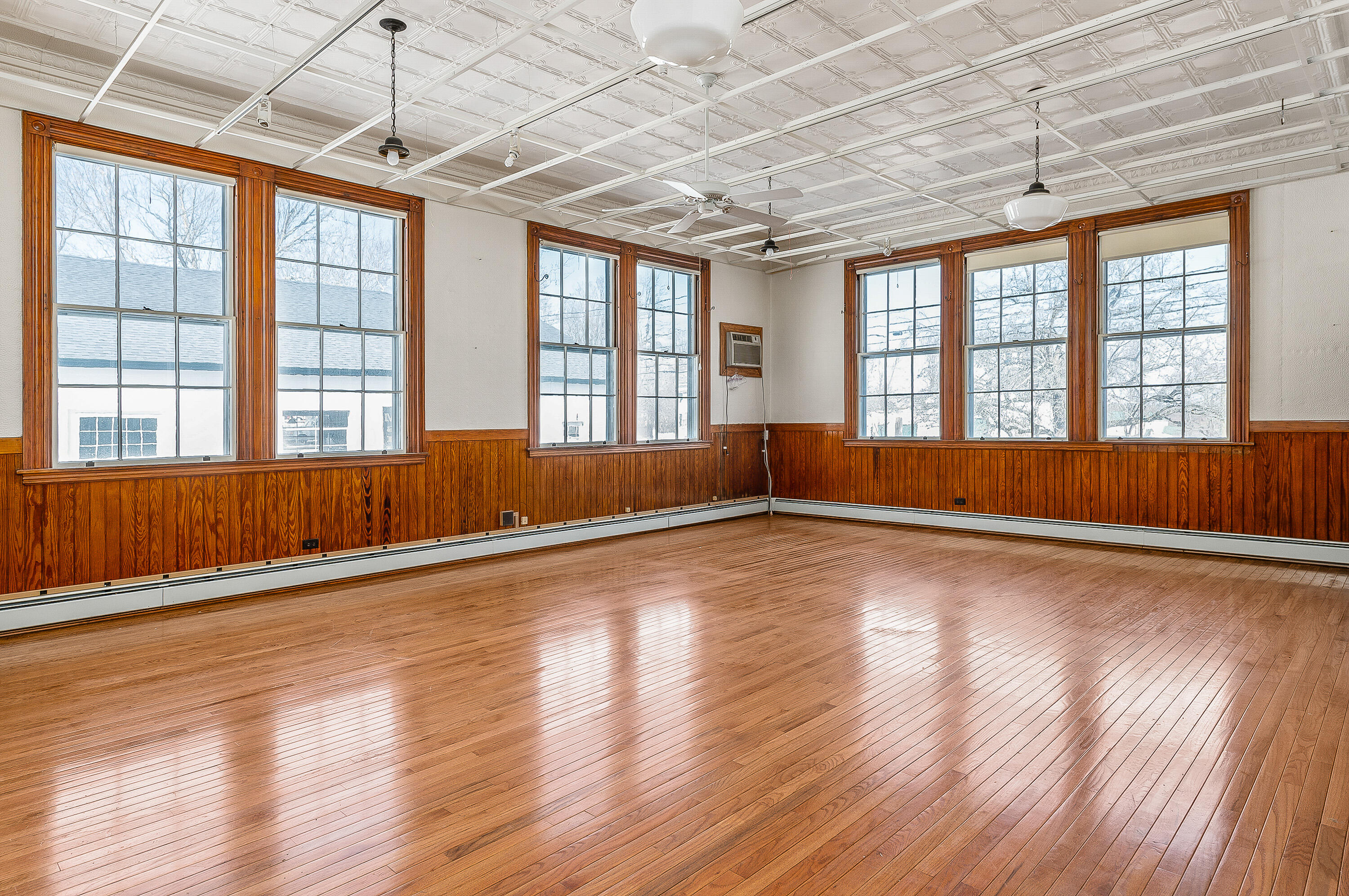 27 Ossipee Trail E Standish ME 04084