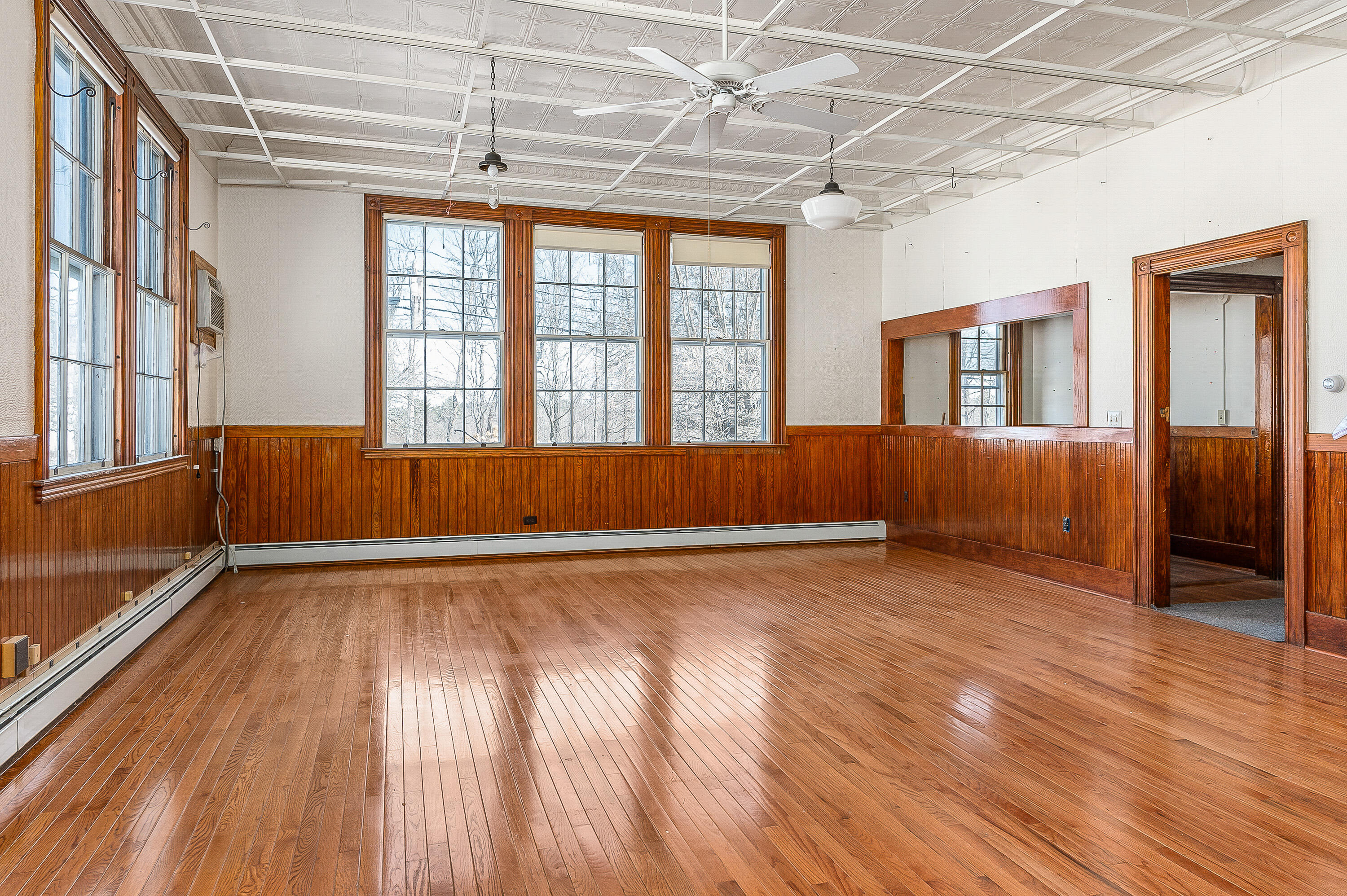 27 Ossipee Trail E Standish ME 04084