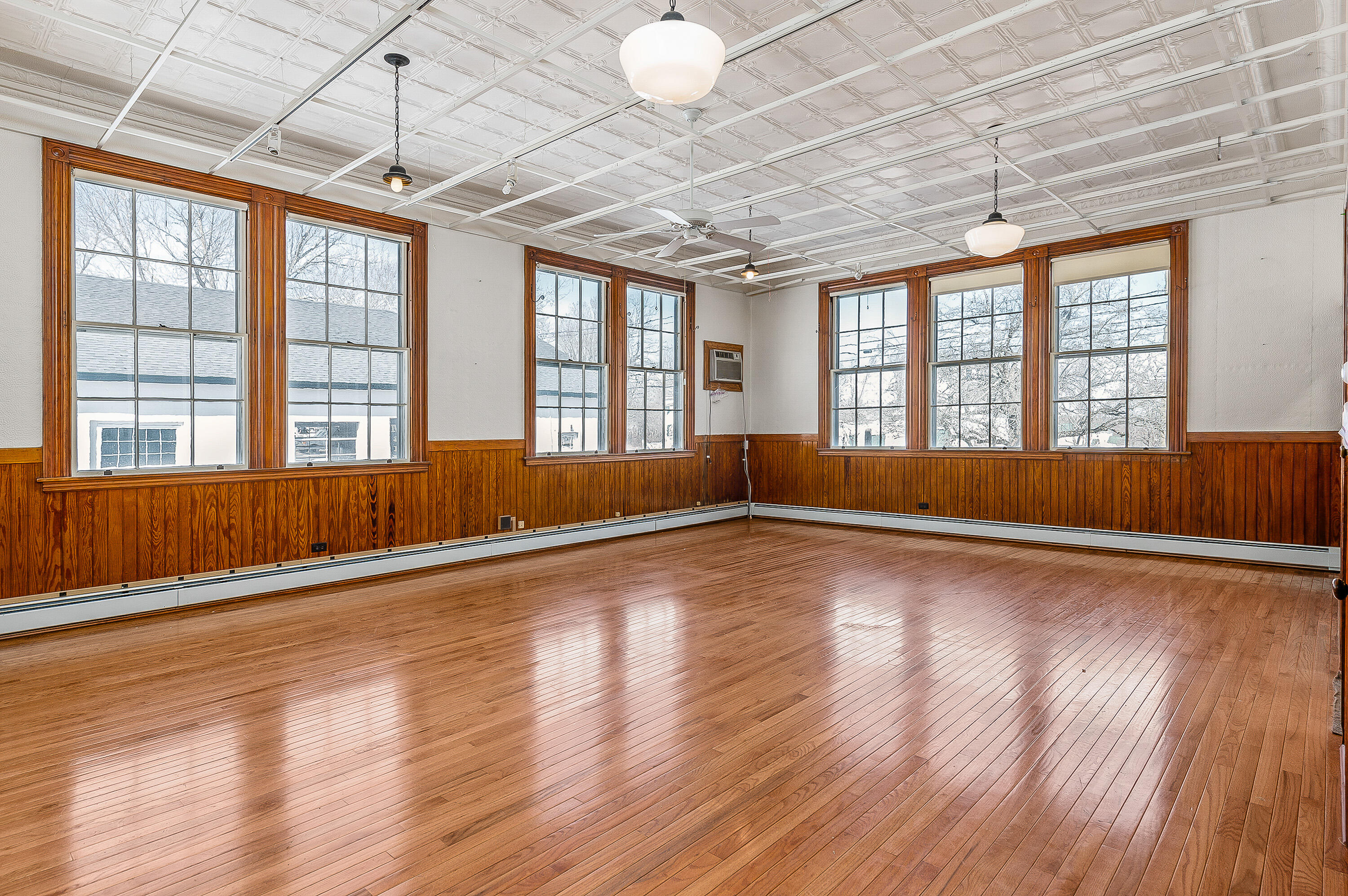 27 Ossipee Trail E Standish ME 04084