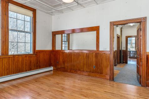 27 Ossipee Trail E Standish ME 04084