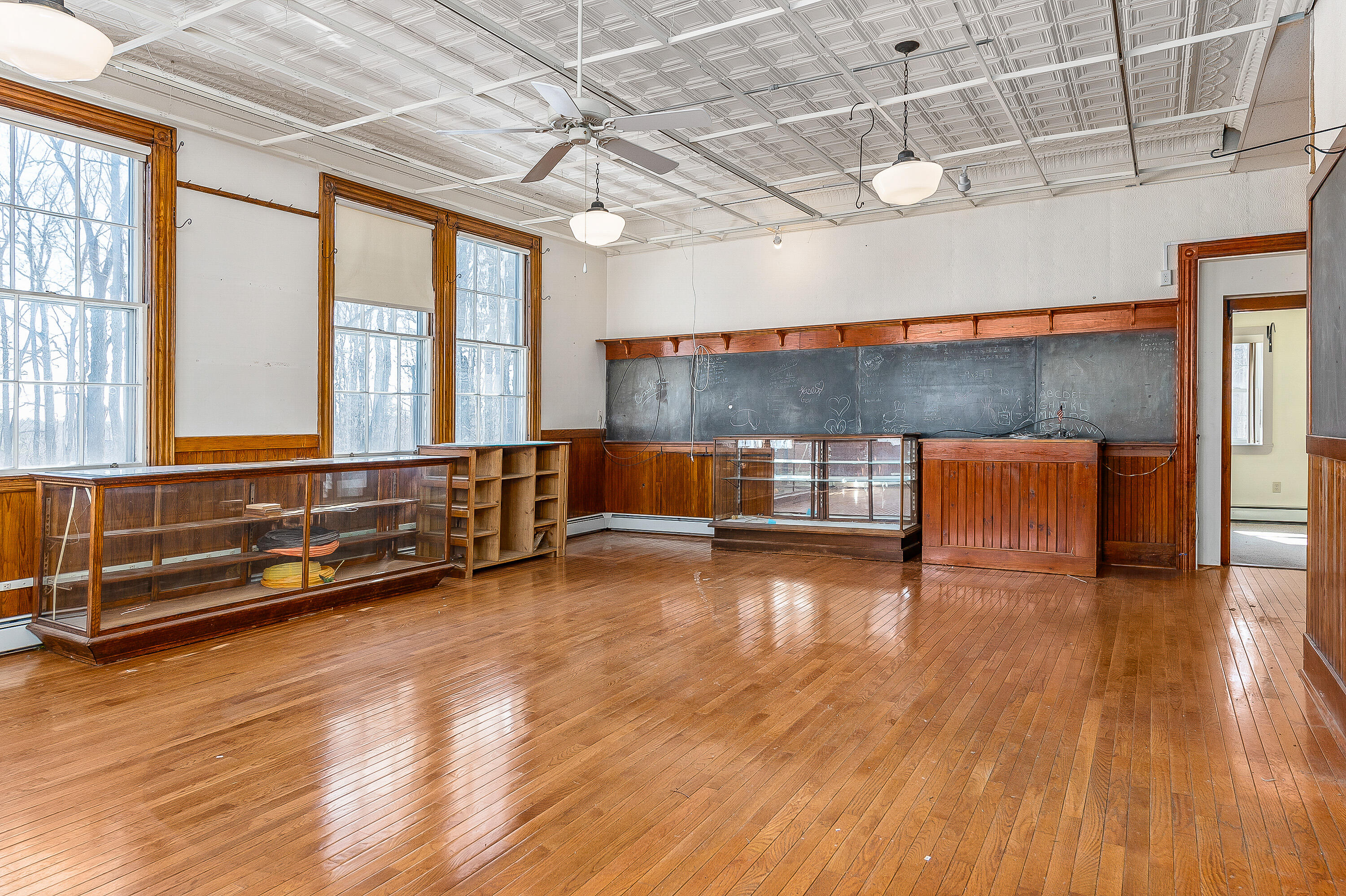 27 Ossipee Trail E Standish ME 04084