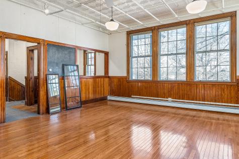 27 Ossipee Trail E Standish ME 04084