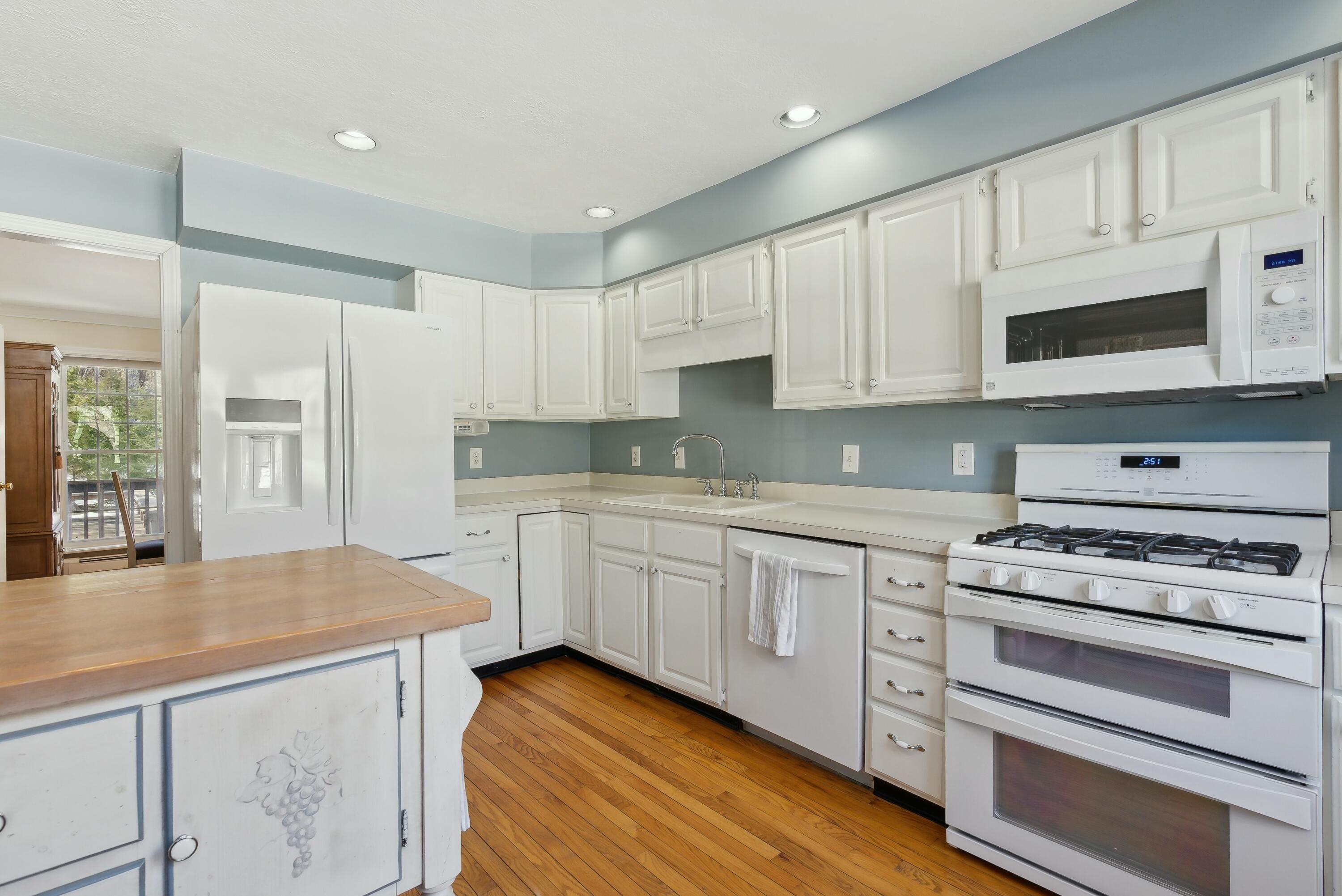 2 Lupine Court Yarmouth ME 04096