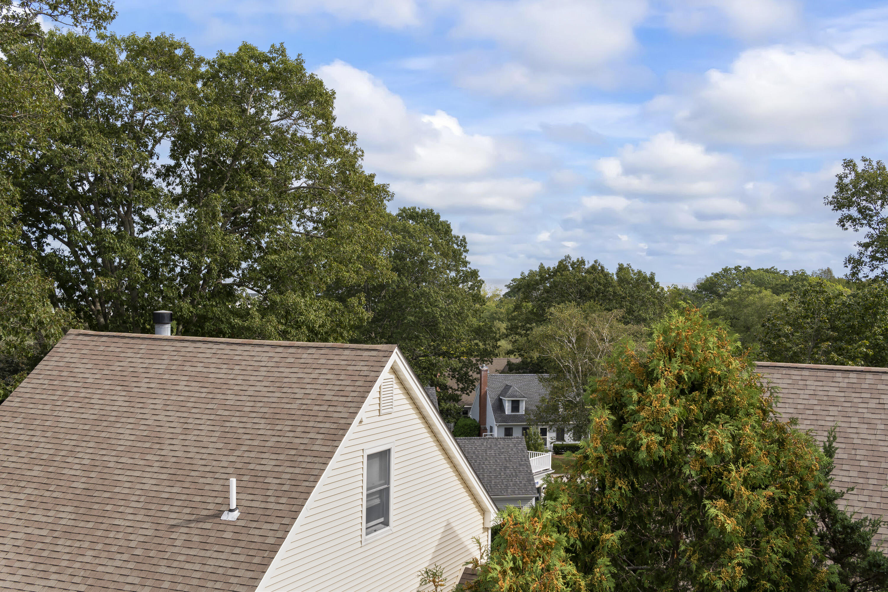 10 Yorke Ridge Way York ME 03909