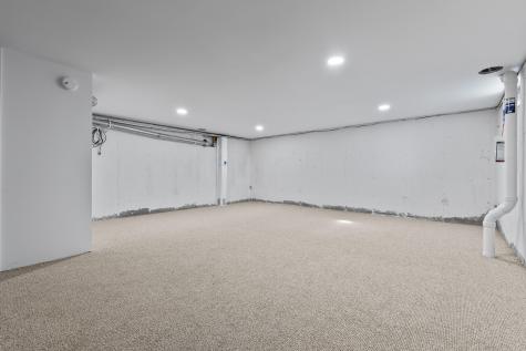 10 Yorke Ridge Way York ME 03909