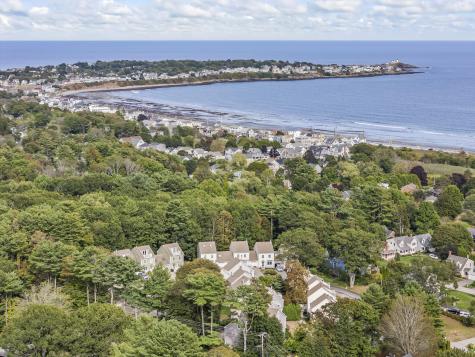 10 Yorke Ridge Way York ME 03909