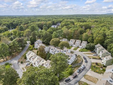 10 Yorke Ridge Way York ME 03909