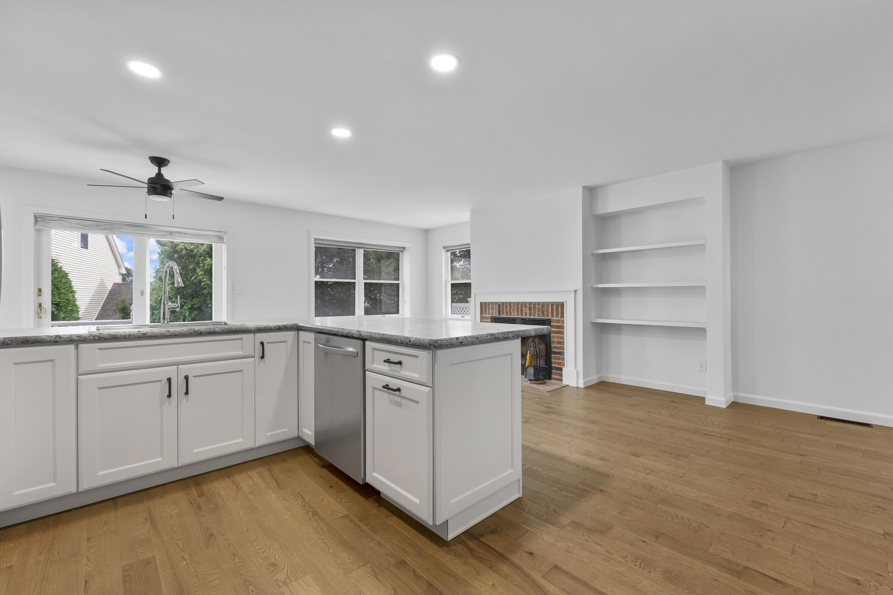 10 Yorke Ridge Way York ME 03909