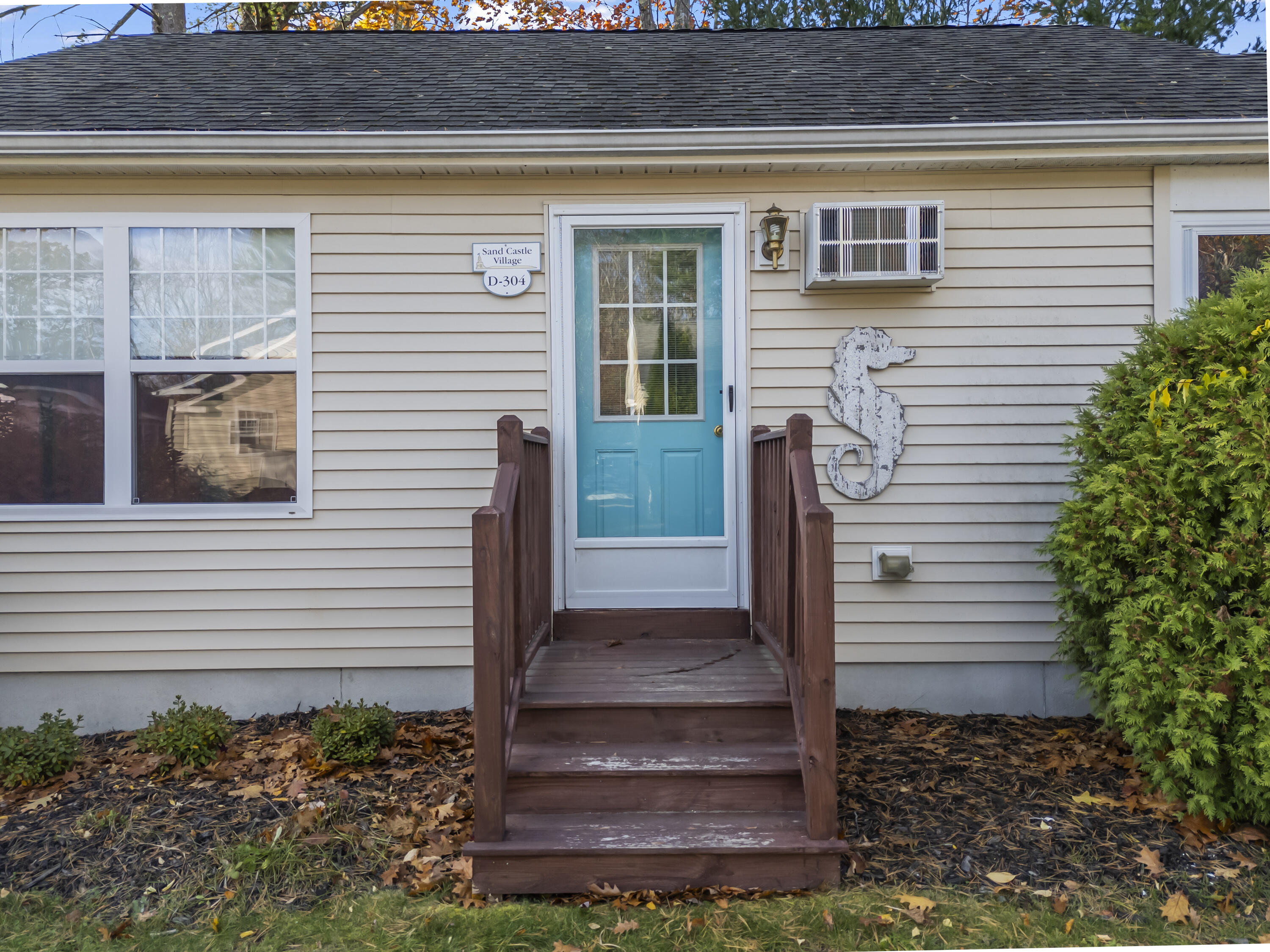 412 Post Road Wells ME 04090