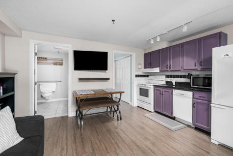 1072 Post Road Wells ME 04090