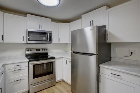 38 Ward Circle Brunswick ME 04011