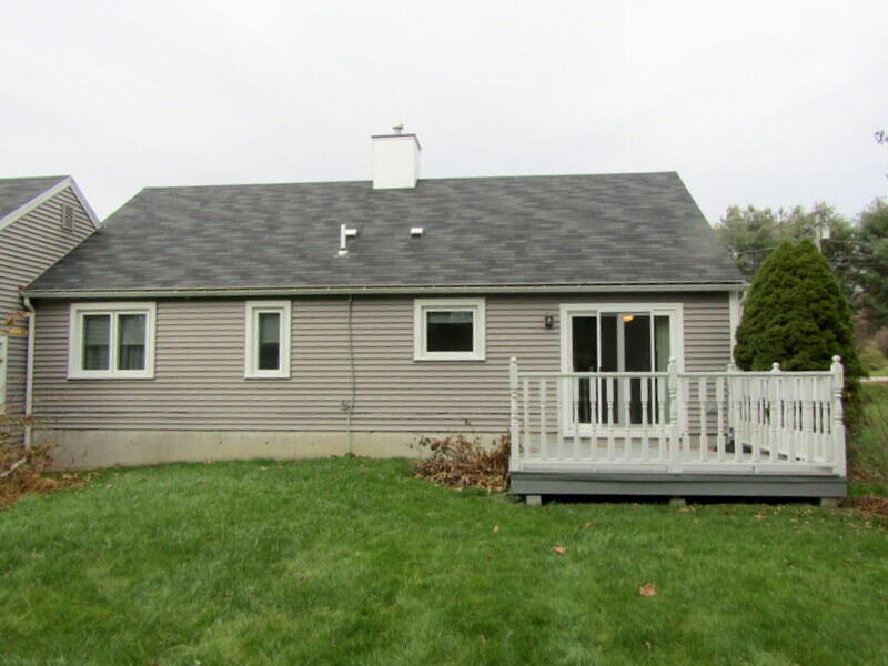 20 Colonial Way Auburn ME 04210