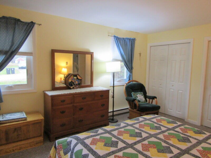 20 Colonial Way Auburn ME 04210