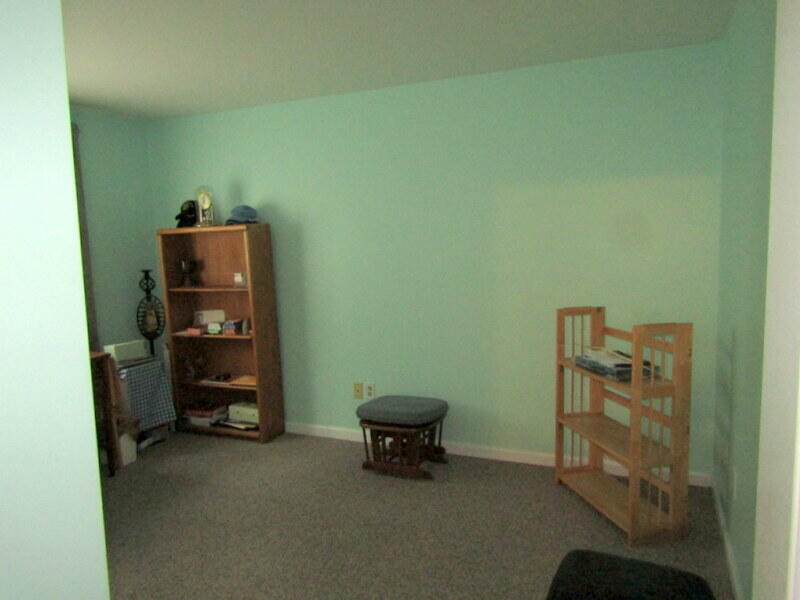 20 Colonial Way Auburn ME 04210