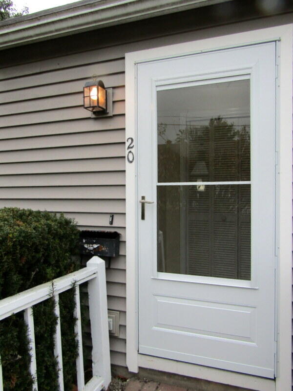 20 Colonial Way Auburn ME 04210