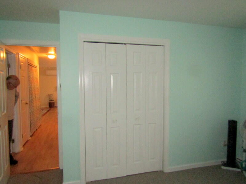 20 Colonial Way Auburn ME 04210
