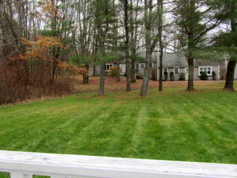 20 Colonial Way Auburn ME 04210