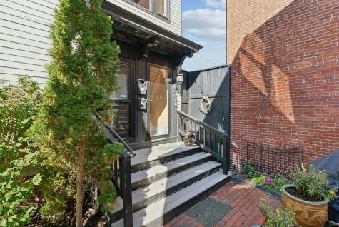 21 Pine Street Portland ME 04102