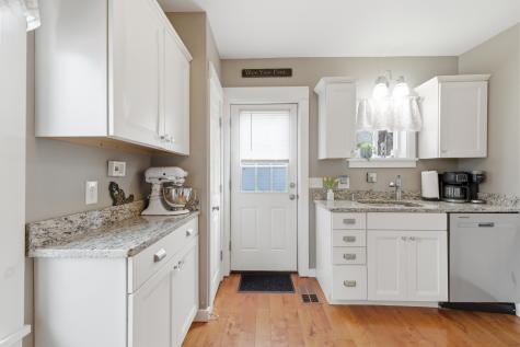 24 Grove Street Kennebunk ME 04043