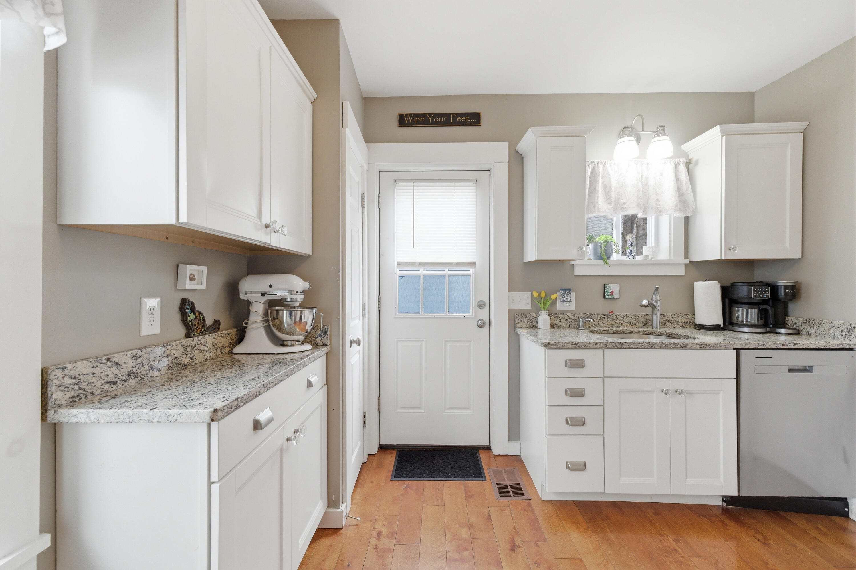 24 Grove Street Kennebunk ME 04043
