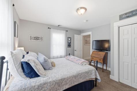 24 Grove Street Kennebunk ME 04043