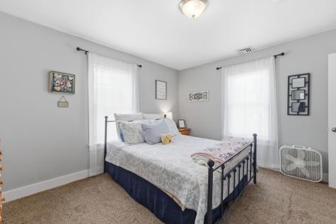 24 Grove Street Kennebunk ME 04043