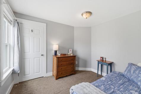 24 Grove Street Kennebunk ME 04043