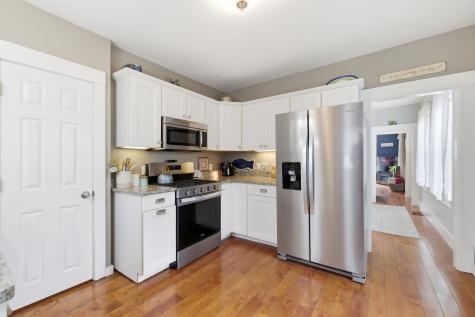 24 Grove Street Kennebunk ME 04043