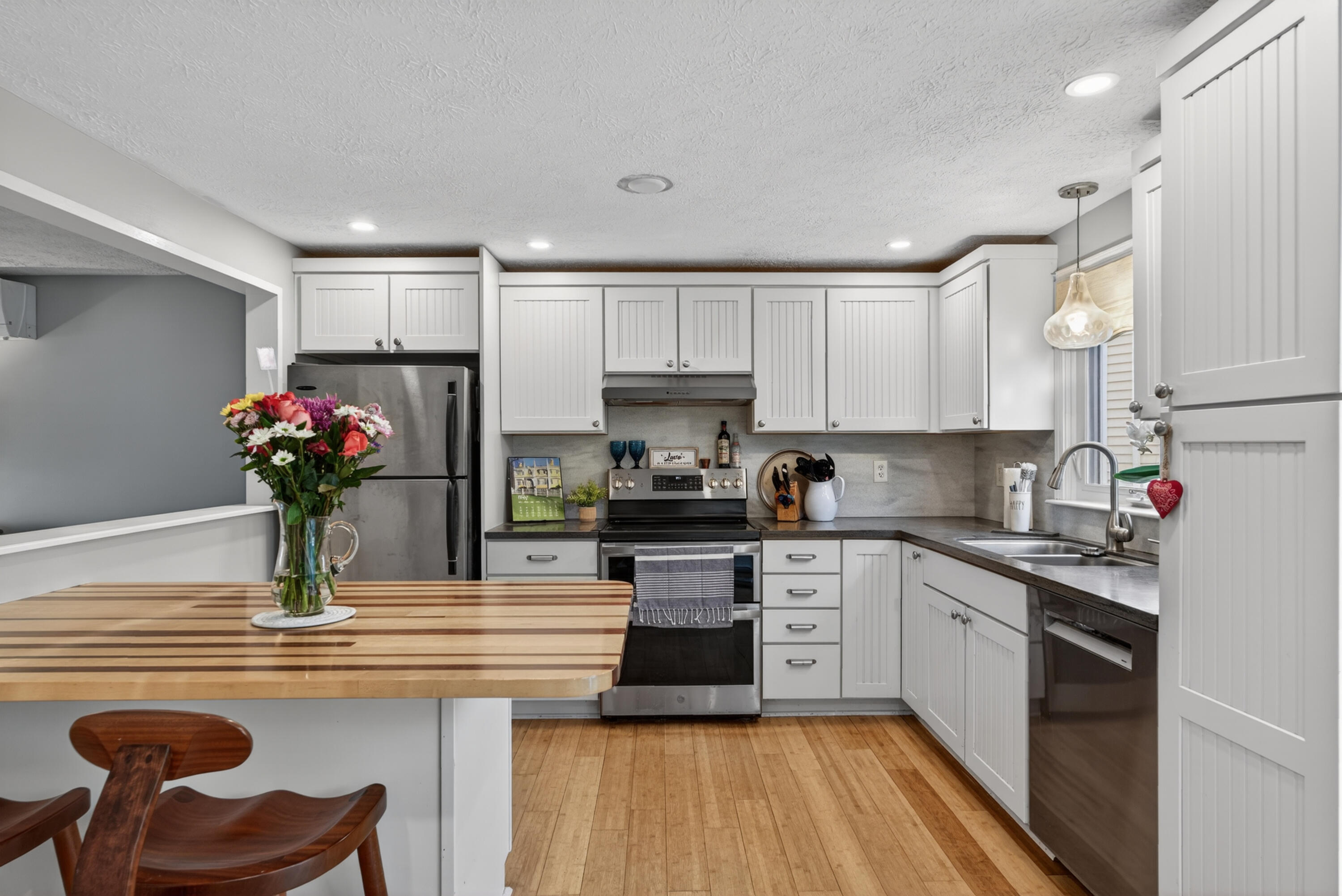 12 Powder Mill Drive Kennebunk ME 04043