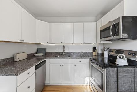 138 Pine Street Portland ME 04102