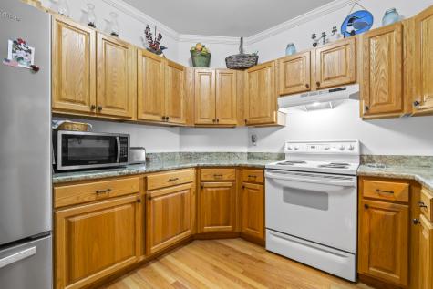 106 Farragut Way Kennebunk ME 04043