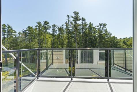 267 Us Route 1 Falmouth ME 04105