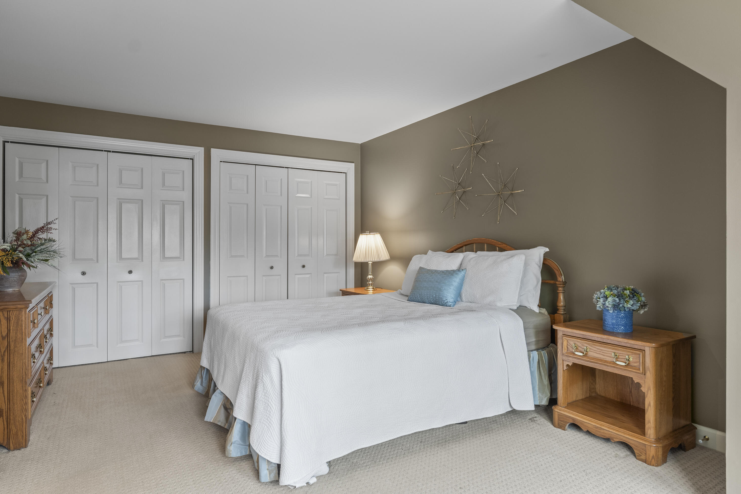 15 Coachlight Lane Portland ME 04102