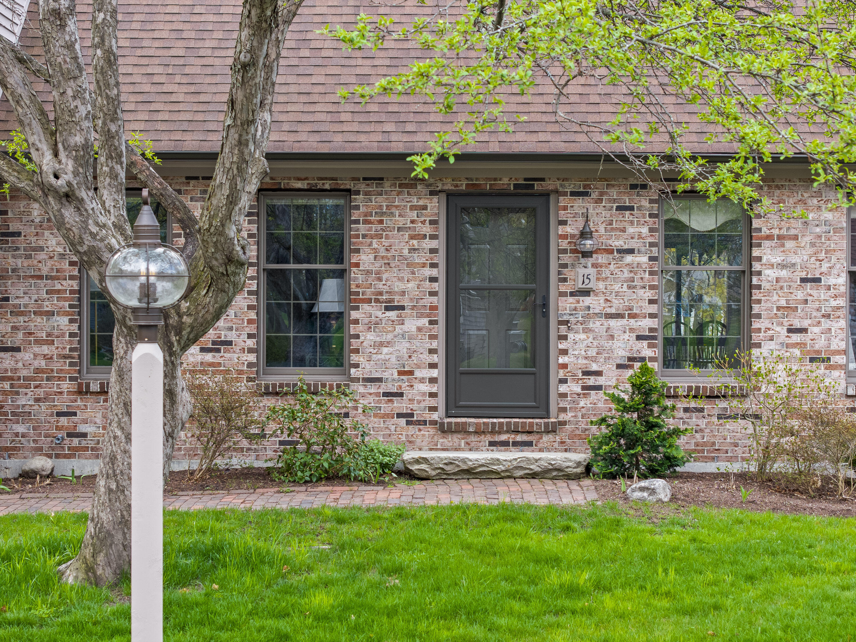 15 Coachlight Lane Portland ME 04102