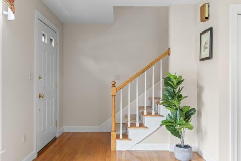 15 Coachlight Lane Portland ME 04102
