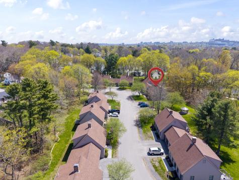 15 Coachlight Lane Portland ME 04102