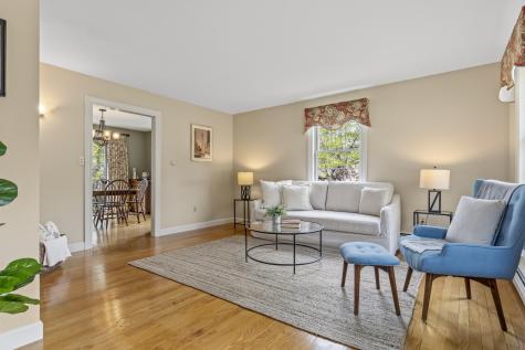 15 Coachlight Lane Portland ME 04102