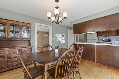 15 Coachlight Lane Portland ME 04102