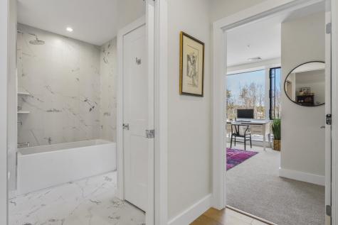 267 Us Route 1 Falmouth ME 04105